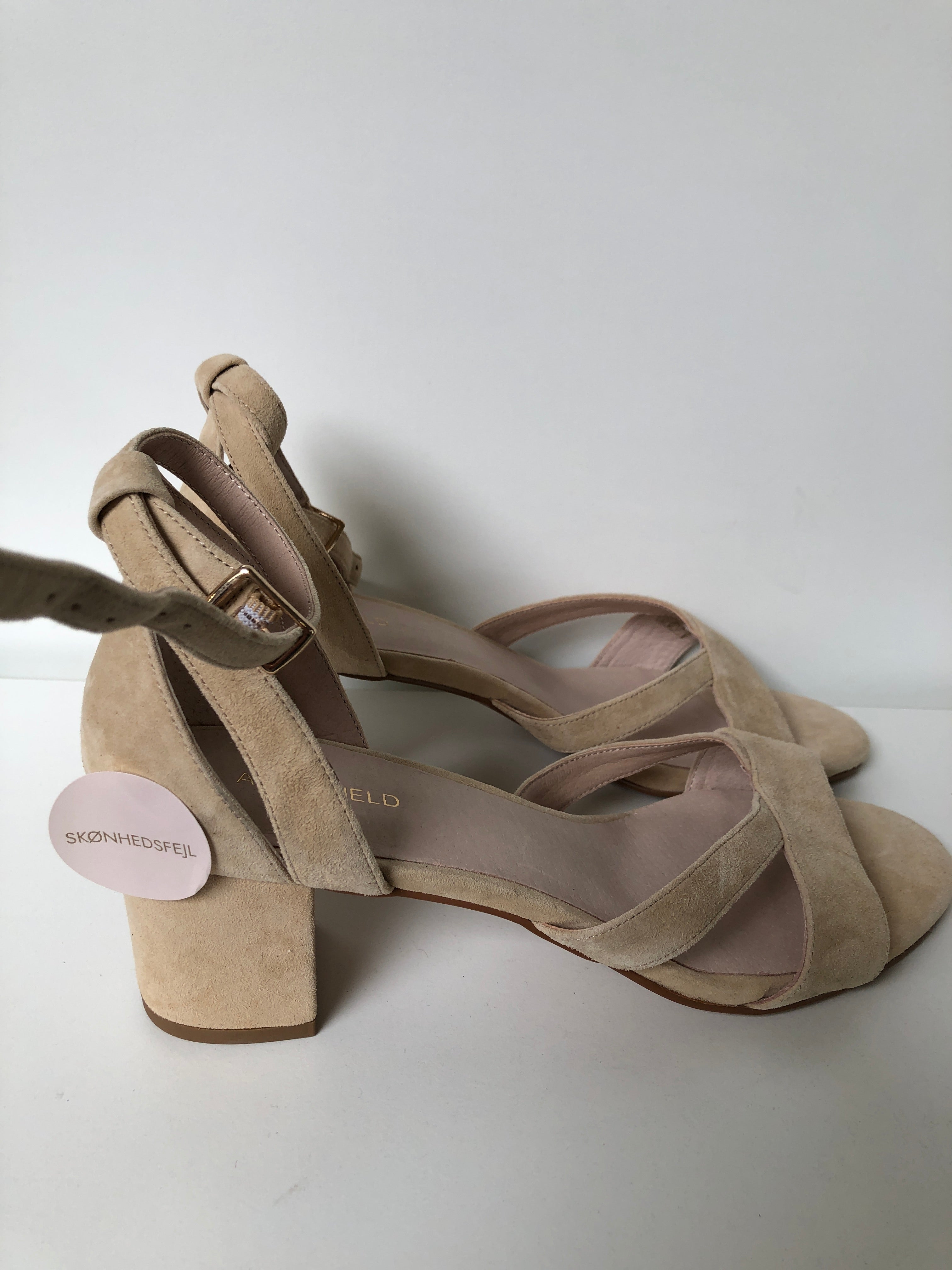 Anna Field Sandaler